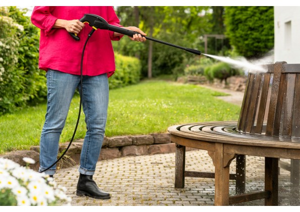 ماكينة الغسيل بالضغط العالي K2 كلاسيك (Karcher )