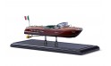 مجسم قارب ريفا أريستون مع قاعدة عرض