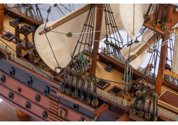 HMS Victory مجسم سفينة 